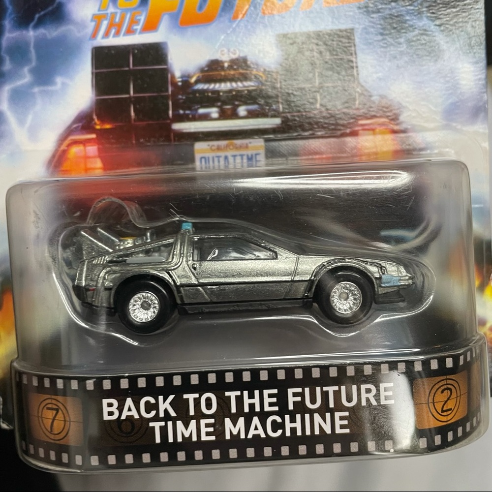 Hot Wheels Back to the Future Toy Car (NEW IN PACKAGE) - Picture 2 of 5